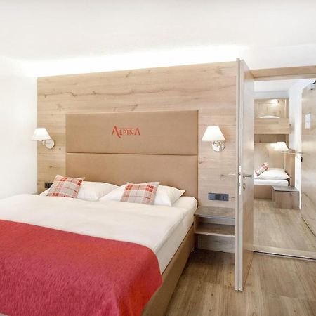 Hotel Alpina Superior Петной ам Арлберг Екстериор снимка