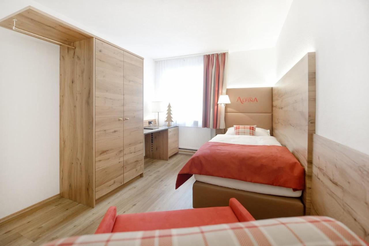 Hotel Alpina Superior Петной ам Арлберг Екстериор снимка