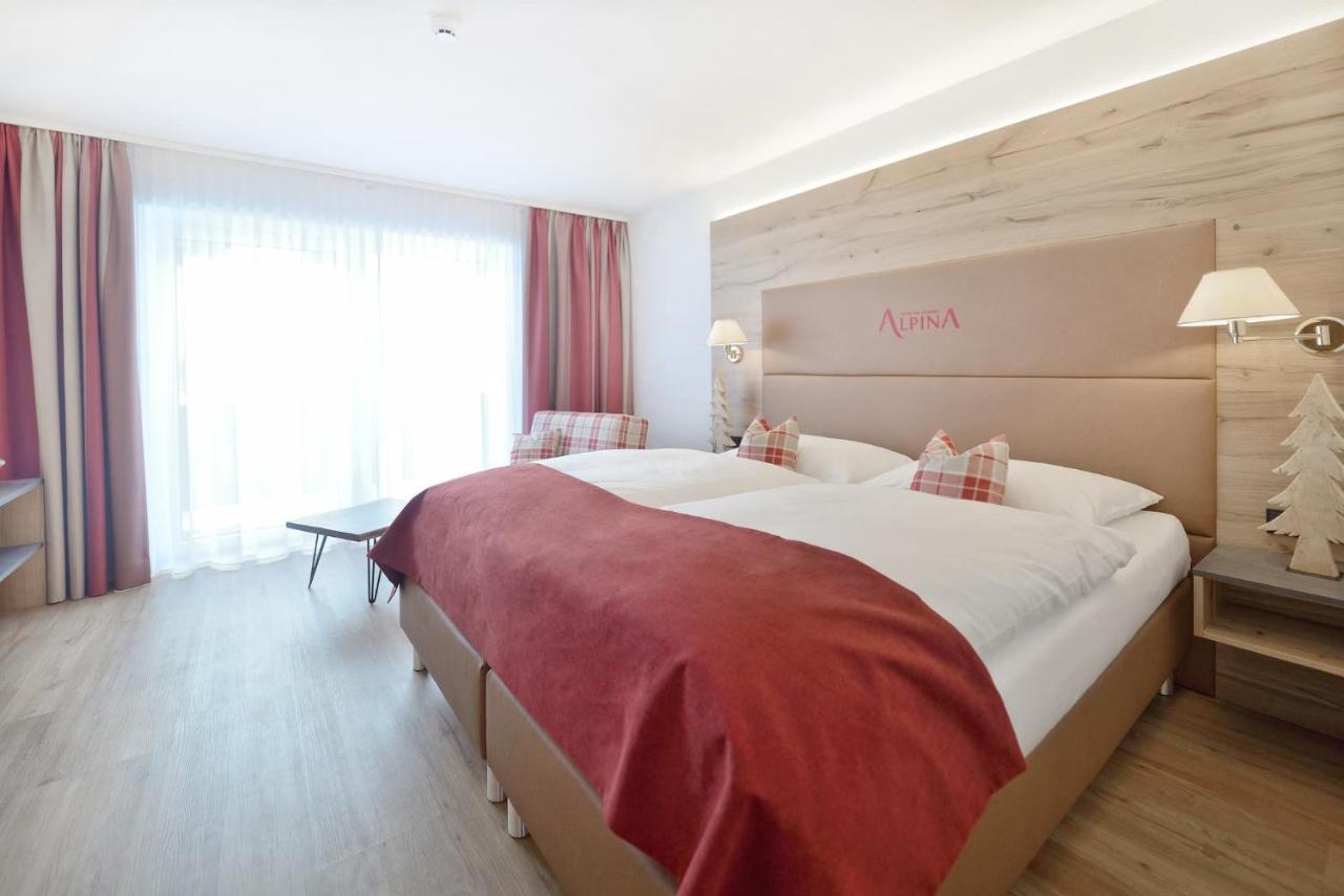 Hotel Alpina Superior Петной ам Арлберг Екстериор снимка