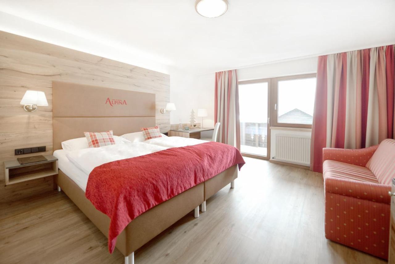 Hotel Alpina Superior Петной ам Арлберг Екстериор снимка