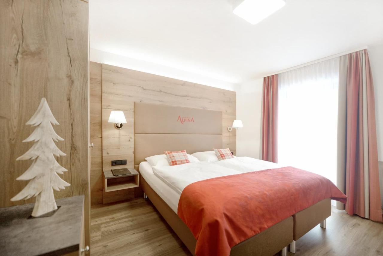 Hotel Alpina Superior Петной ам Арлберг Екстериор снимка