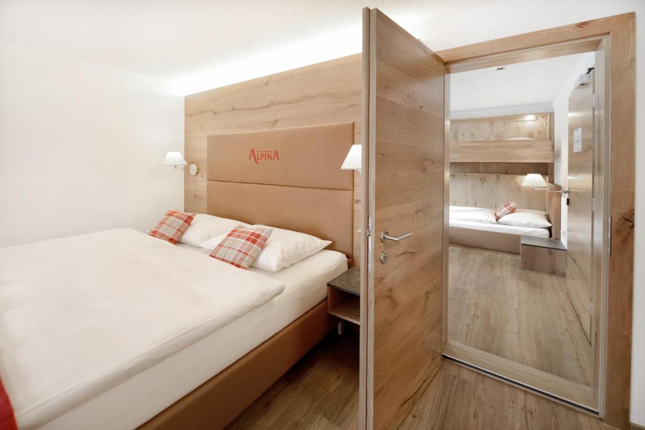 Hotel Alpina Superior Петной ам Арлберг Екстериор снимка