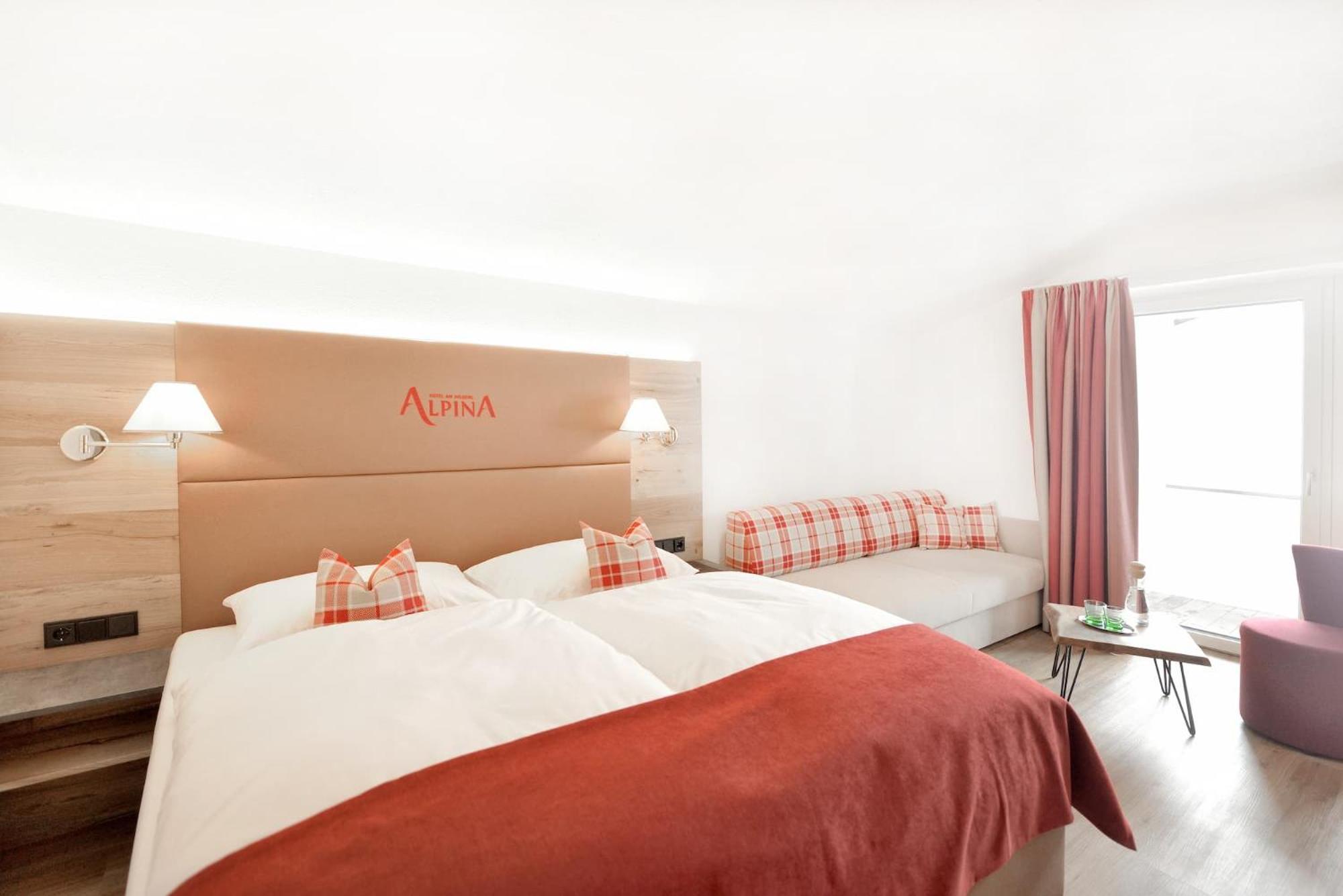 Hotel Alpina Superior Петной ам Арлберг Екстериор снимка