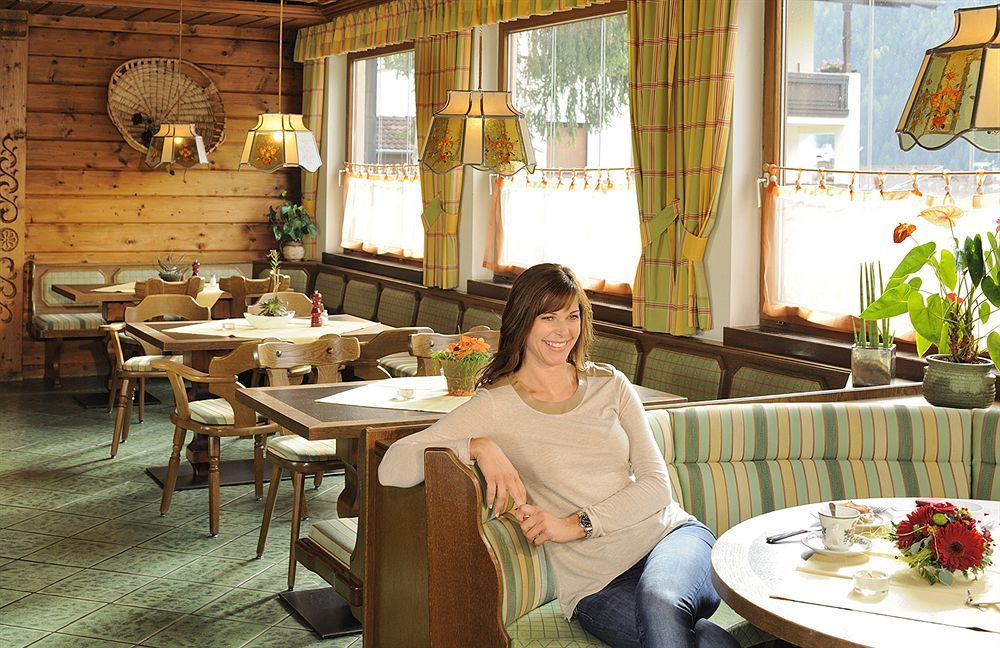 Hotel Alpina Superior Петной ам Арлберг Екстериор снимка